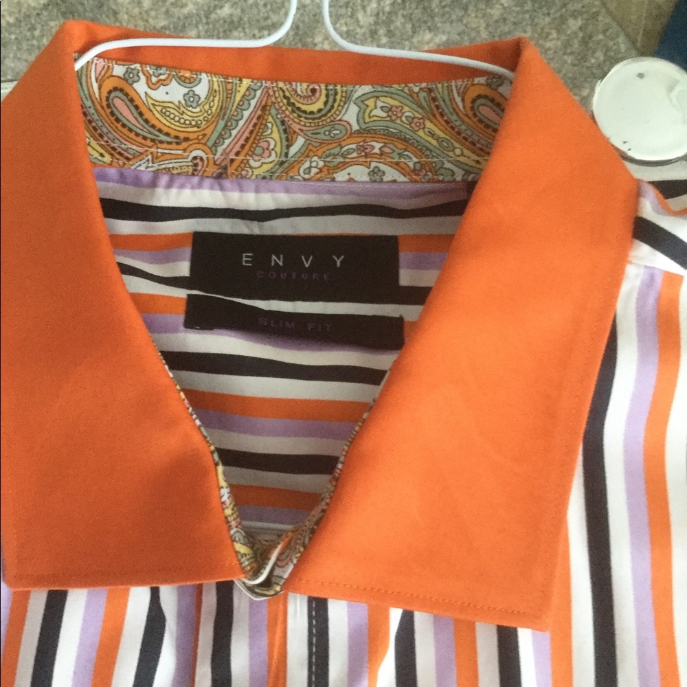 Men’s button down short sleeve shirt.
